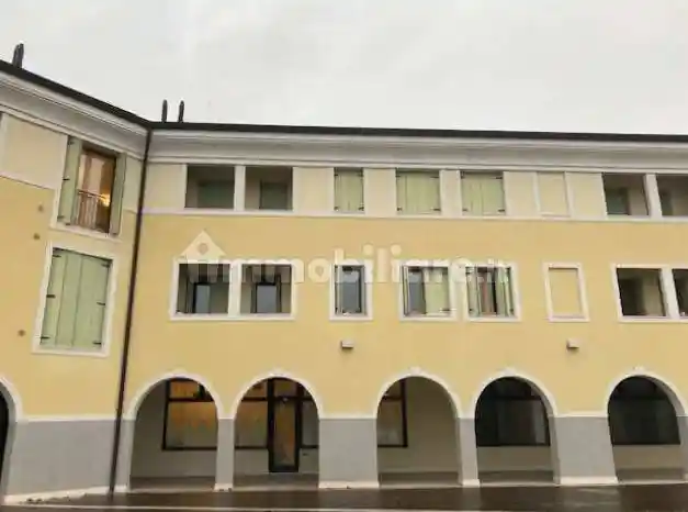 Appartamento in vendita a Colle Umberto