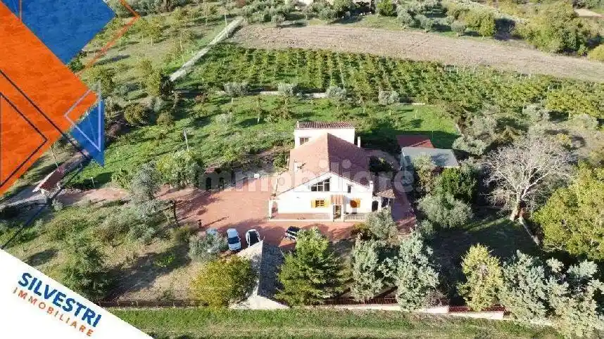 Casa indipendente in vendita a San Giorgio del Sannio