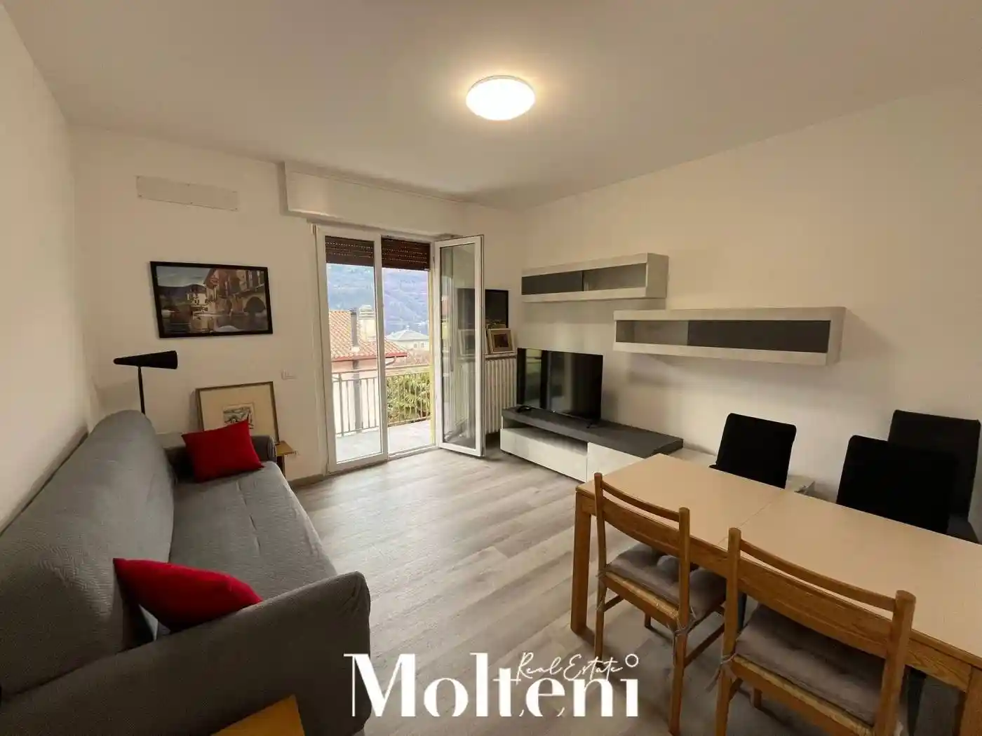 Appartamento in affitto a Abbadia Lariana