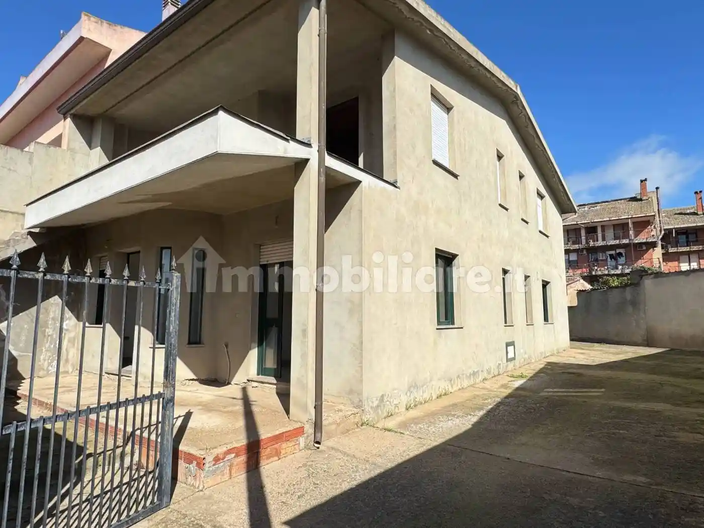 Villa in vendita a Uta