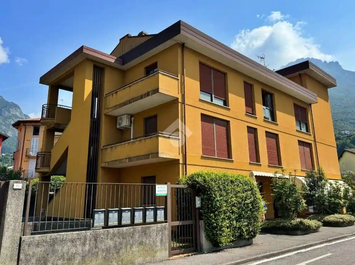 Appartamento in affitto a Mandello del Lario