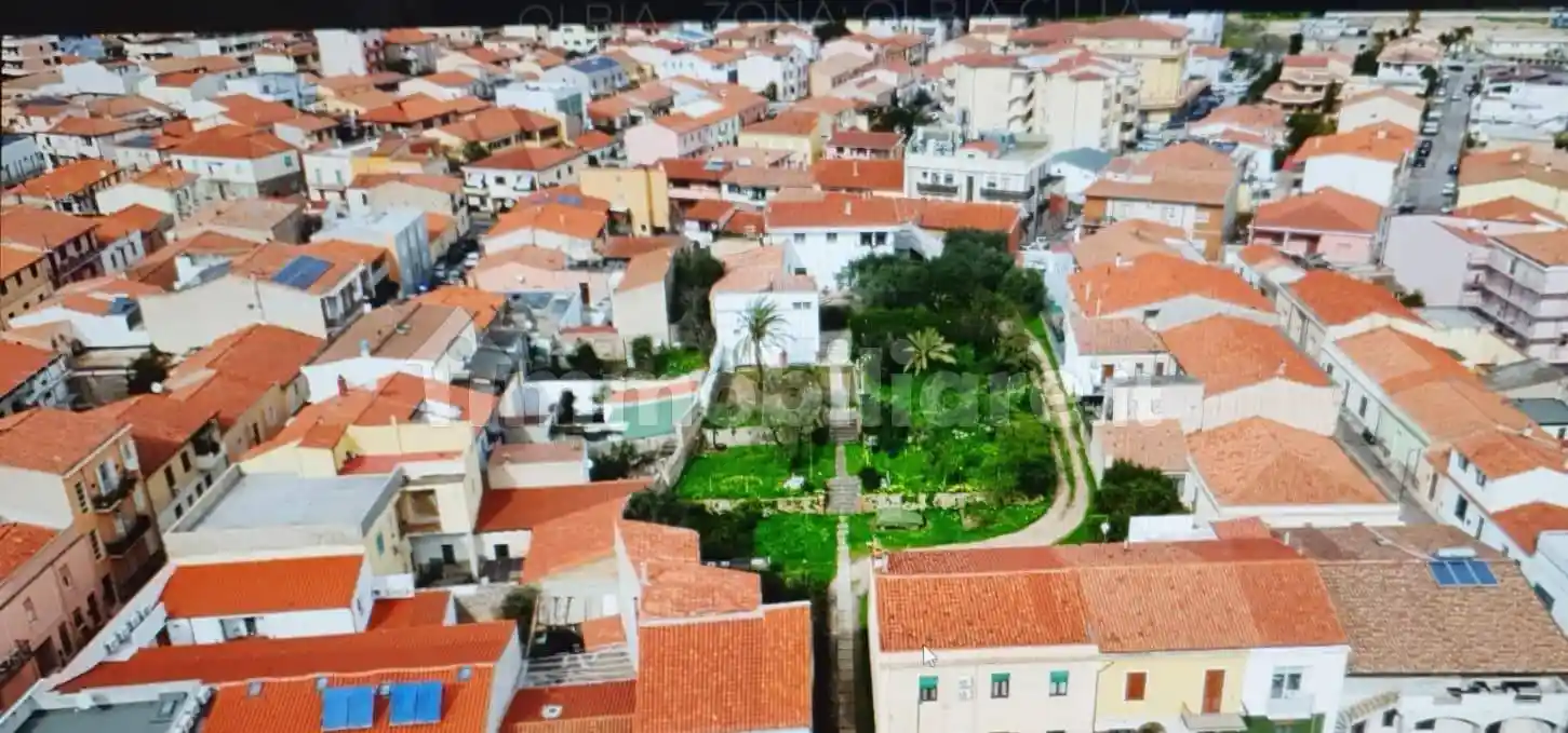 Villa in vendita a Olbia