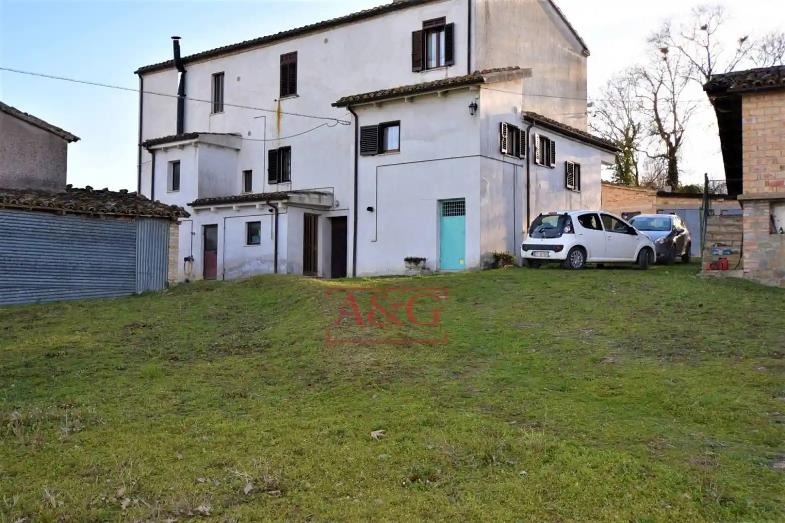 Casa indipendente in vendita a Sarnano