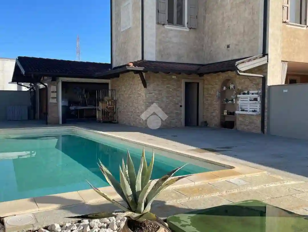 Casa indipendente - foto 2