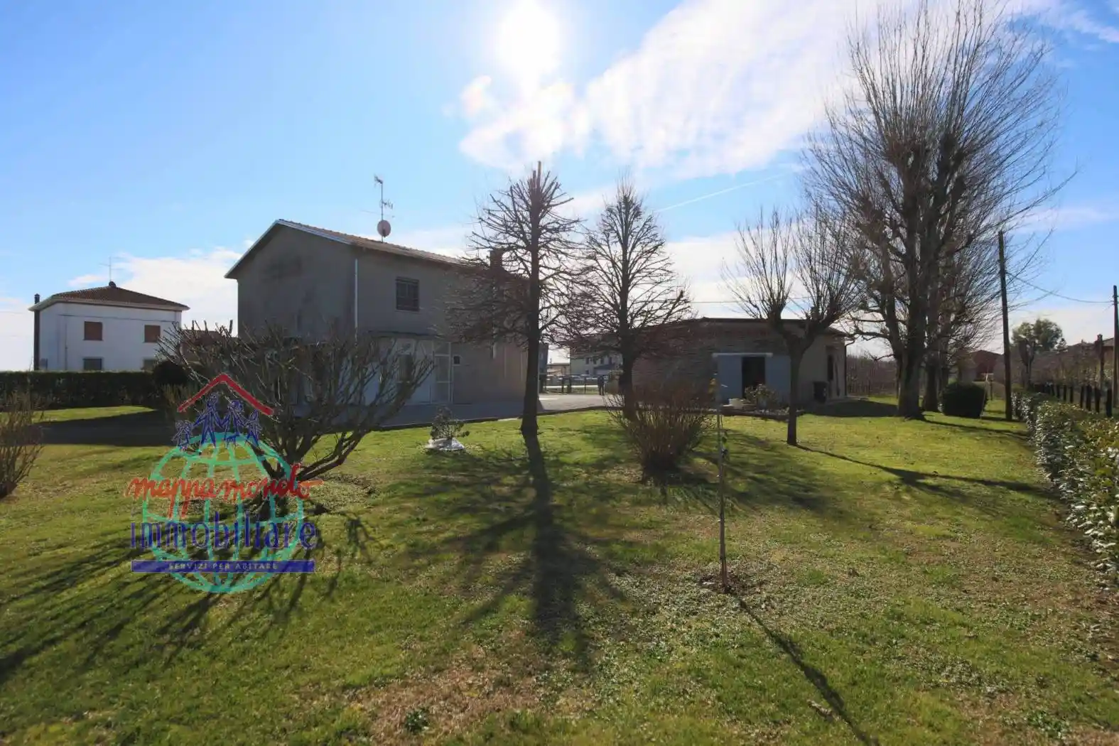 Villa in vendita a Cento