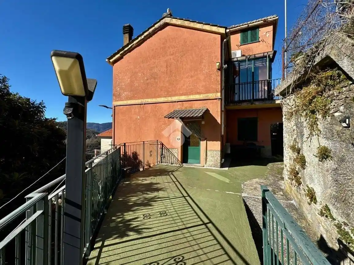 Casa indipendente in vendita a Sant'Olcese