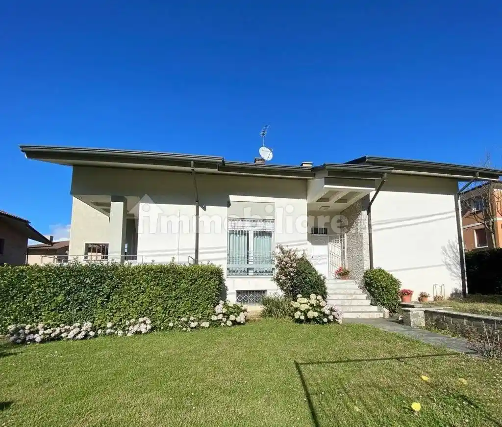 Villa in vendita a Brescia