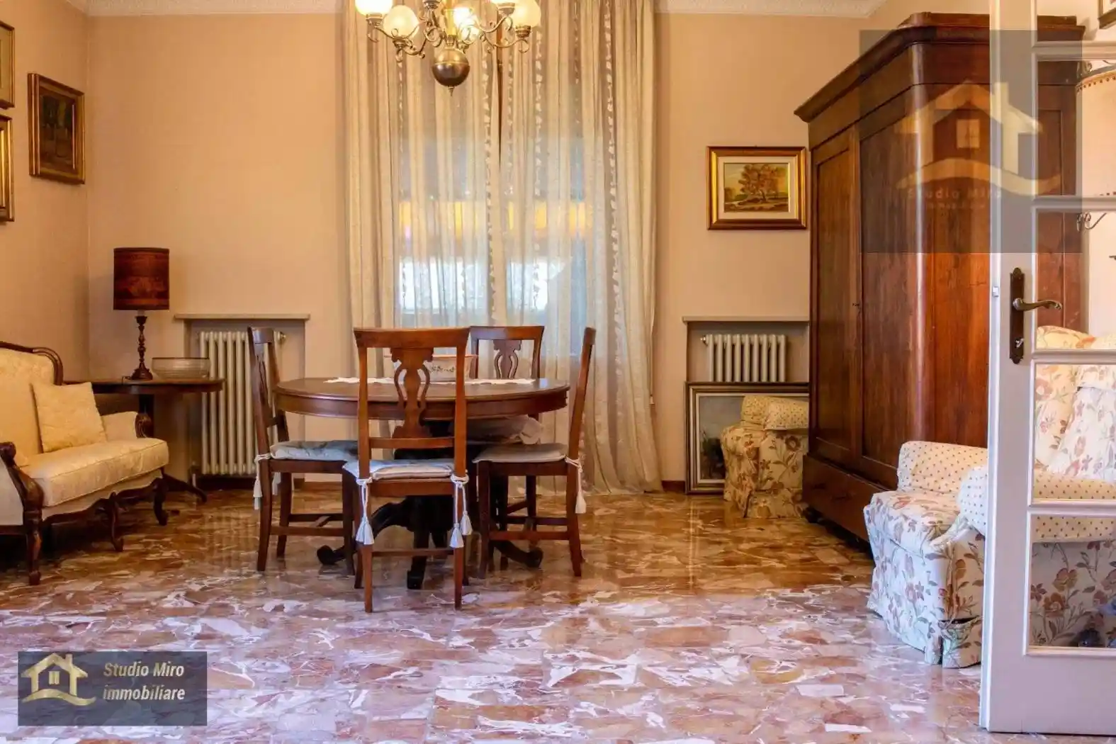 Appartamento in vendita a Parma