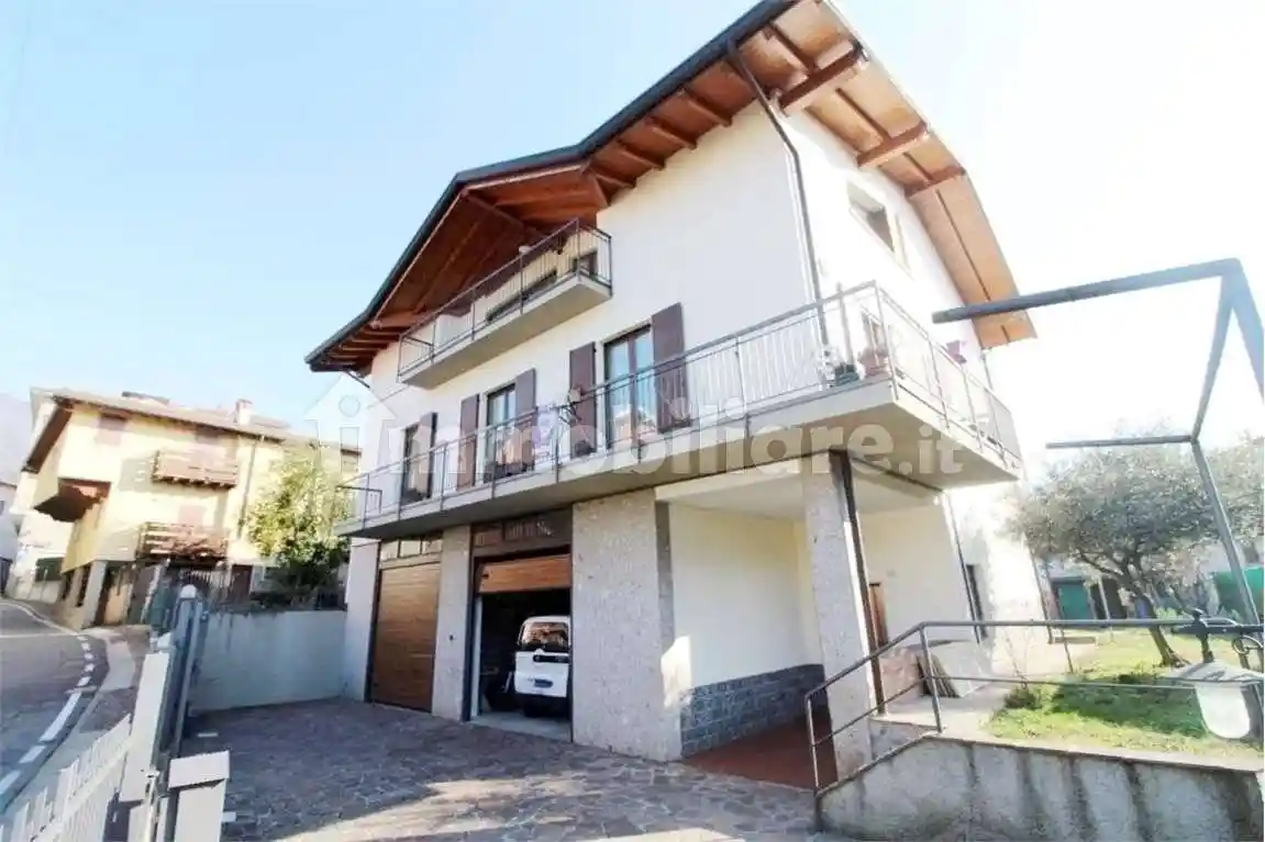 Villa in vendita a Sorisole