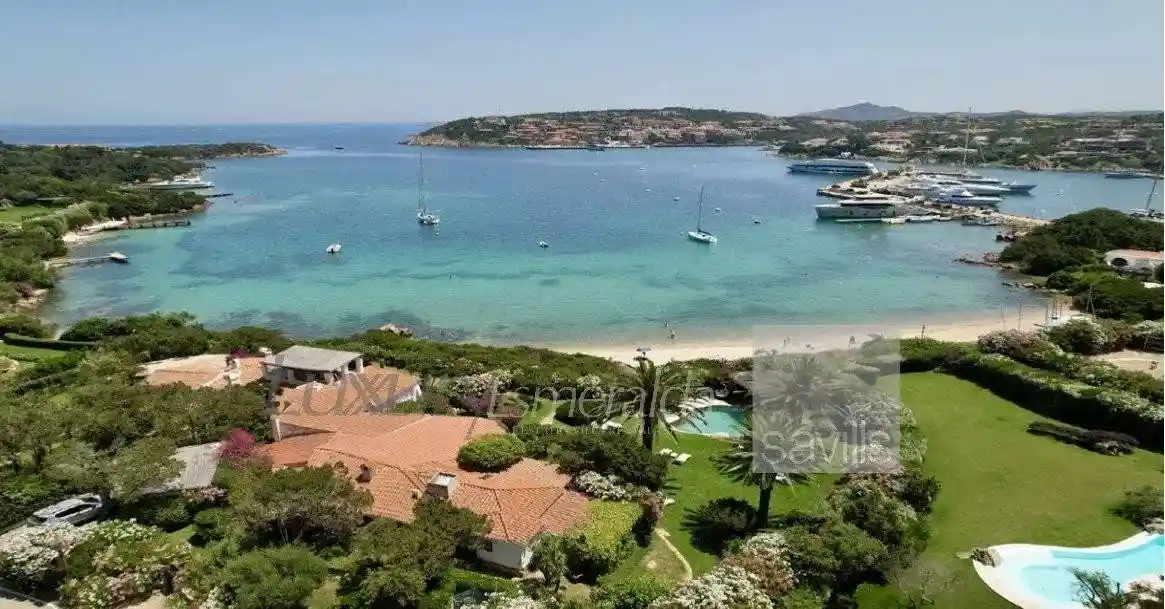 Villa in vendita a Arzachena