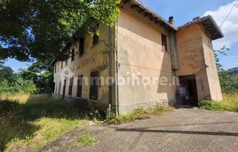 Palazzo - Stabile in vendita a Palagano