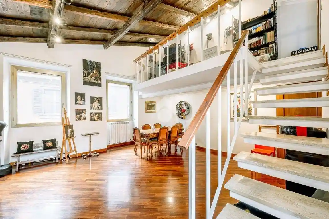 Appartamento in vendita a Roma