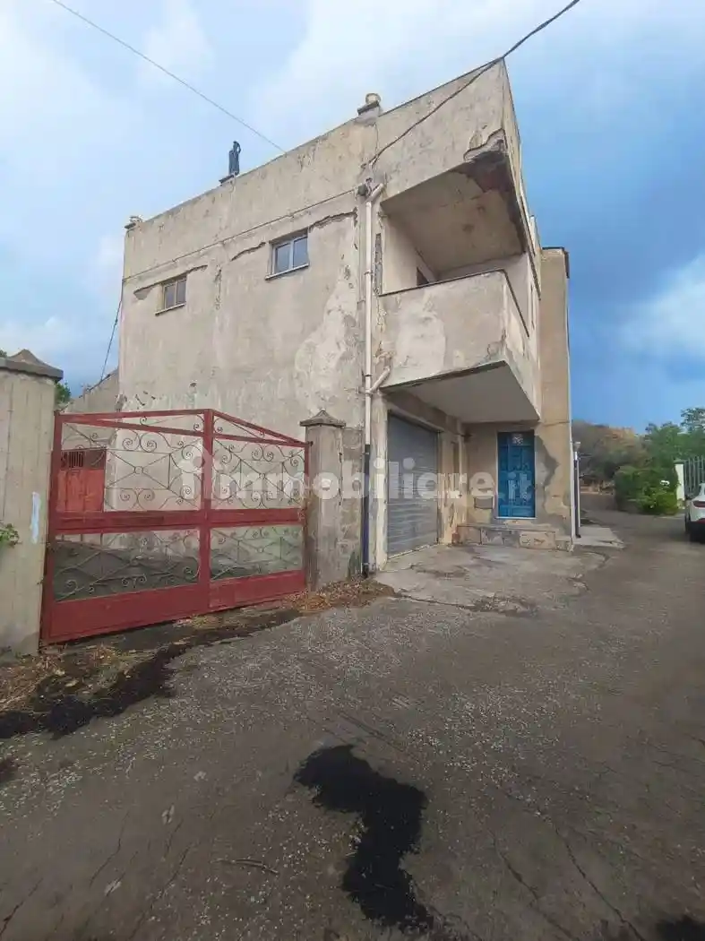 Villa in vendita a Santa Maria di Licodia