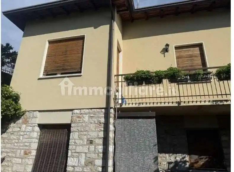 Villa in vendita a Gardone Riviera