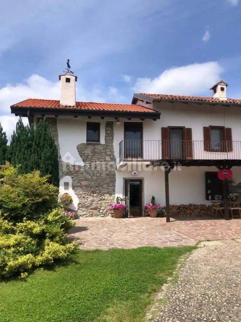 Villa in vendita a Casale Litta