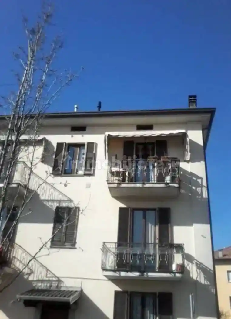 Appartamento in vendita a Figino Serenza