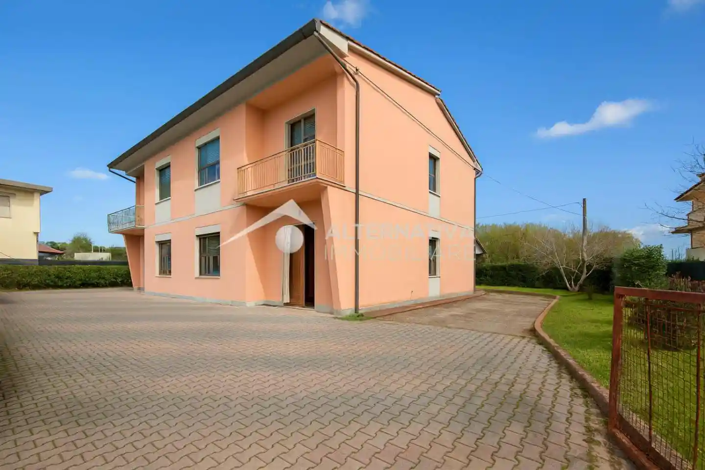 Casa indipendente in vendita a Bientina