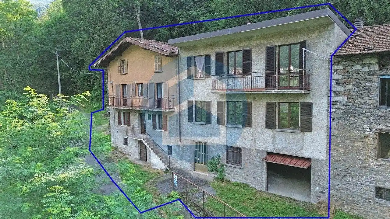 Casa indipendente in vendita a Capo di Ponte