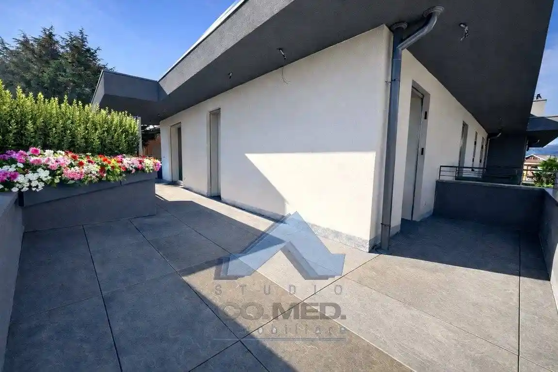 Appartamento in vendita a Scanzorosciate