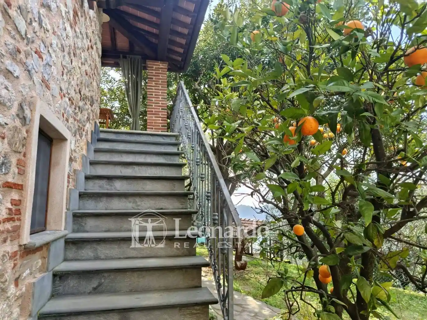Casa indipendente in vendita a Camaiore