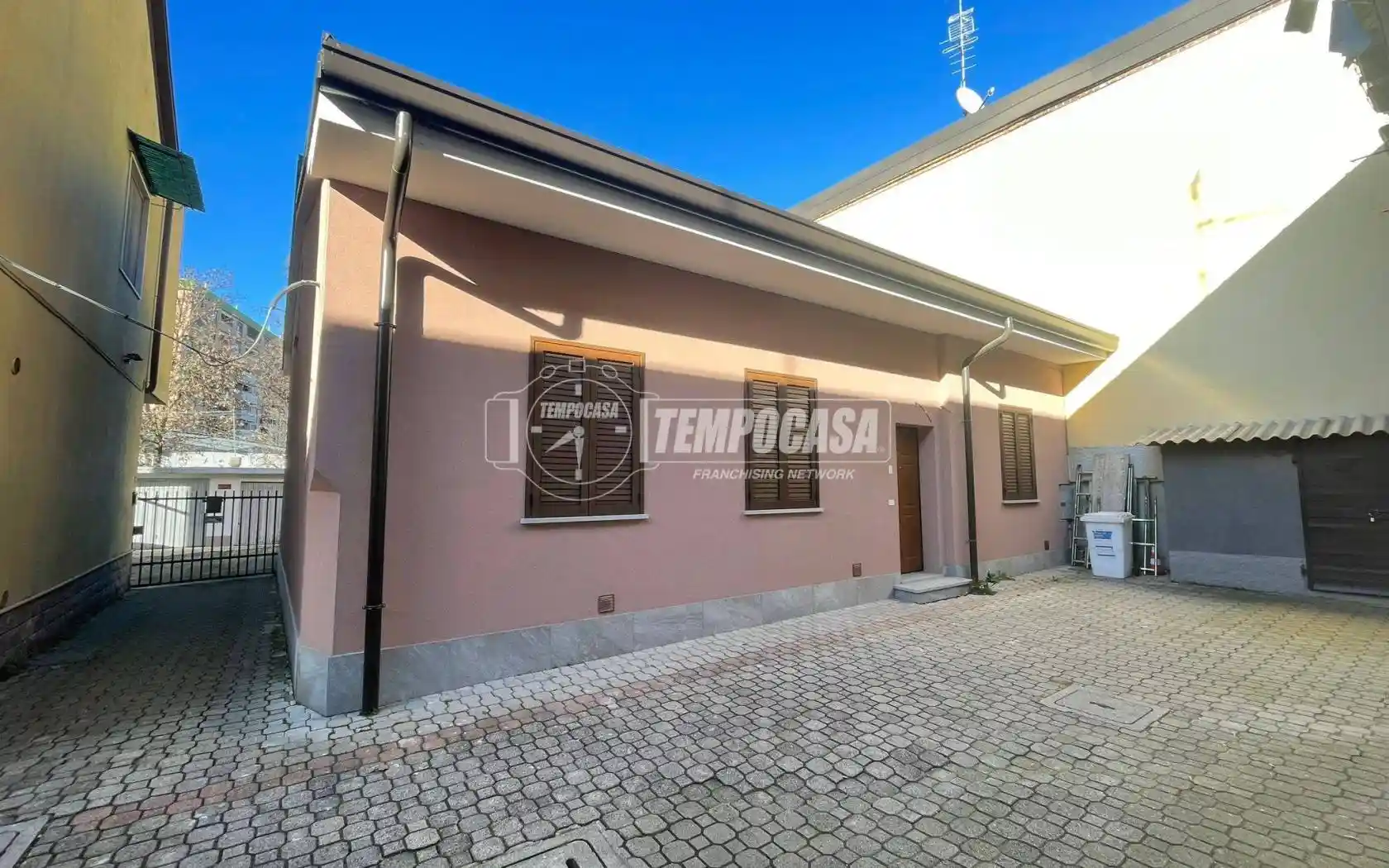 Casa indipendente in vendita a Paderno Dugnano