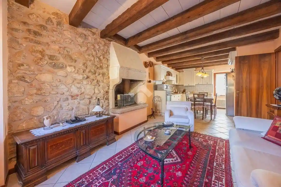 Rustico - Casale in vendita a Fumane