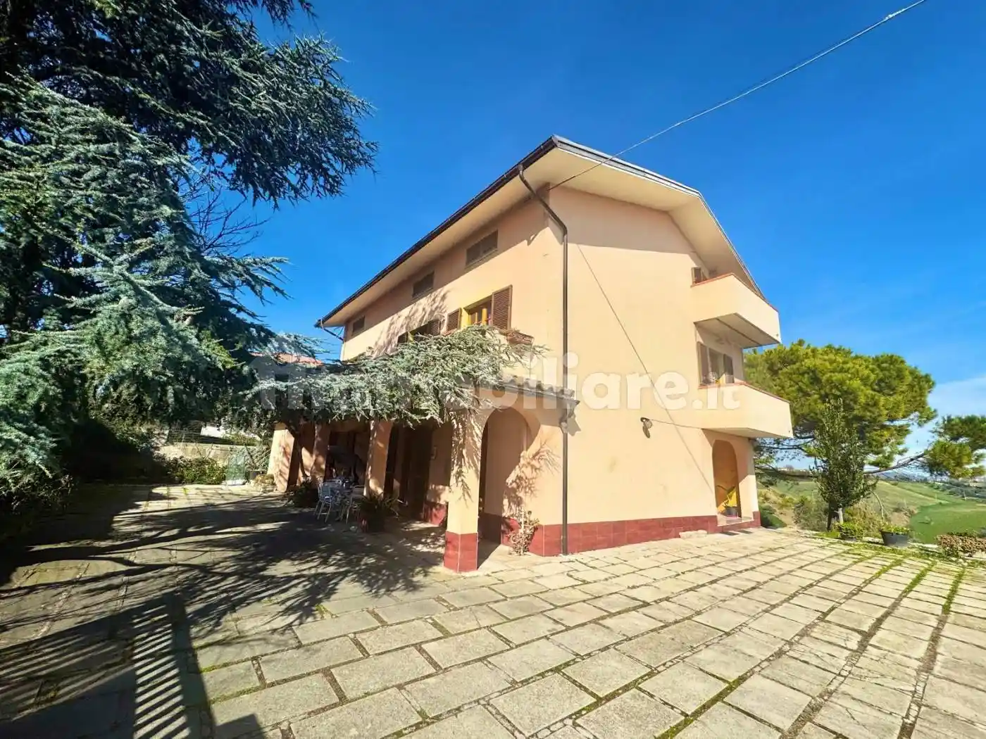 Casa indipendente in vendita a Mosciano Sant'Angelo