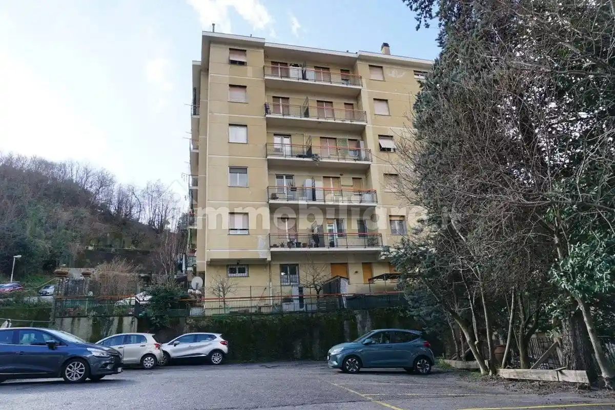 Appartamento in vendita a Genova