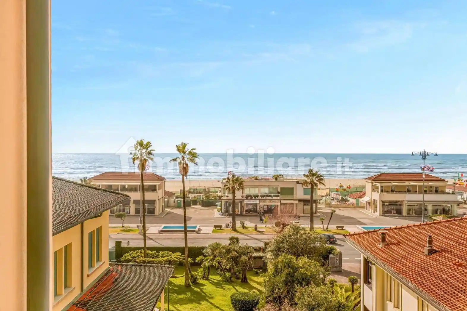 Appartamento in vendita a Viareggio