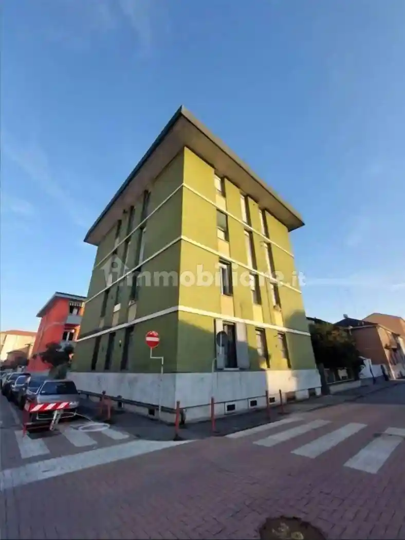 Appartamento in vendita a Corsico