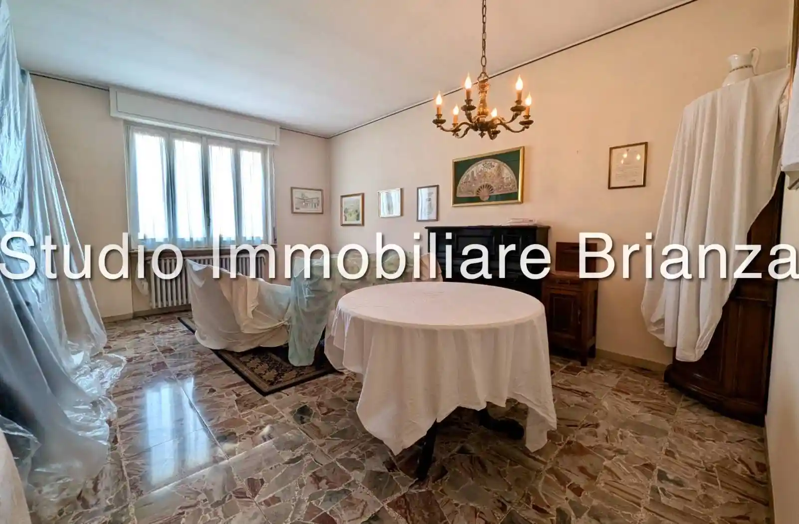 Villa in vendita a Carate Brianza