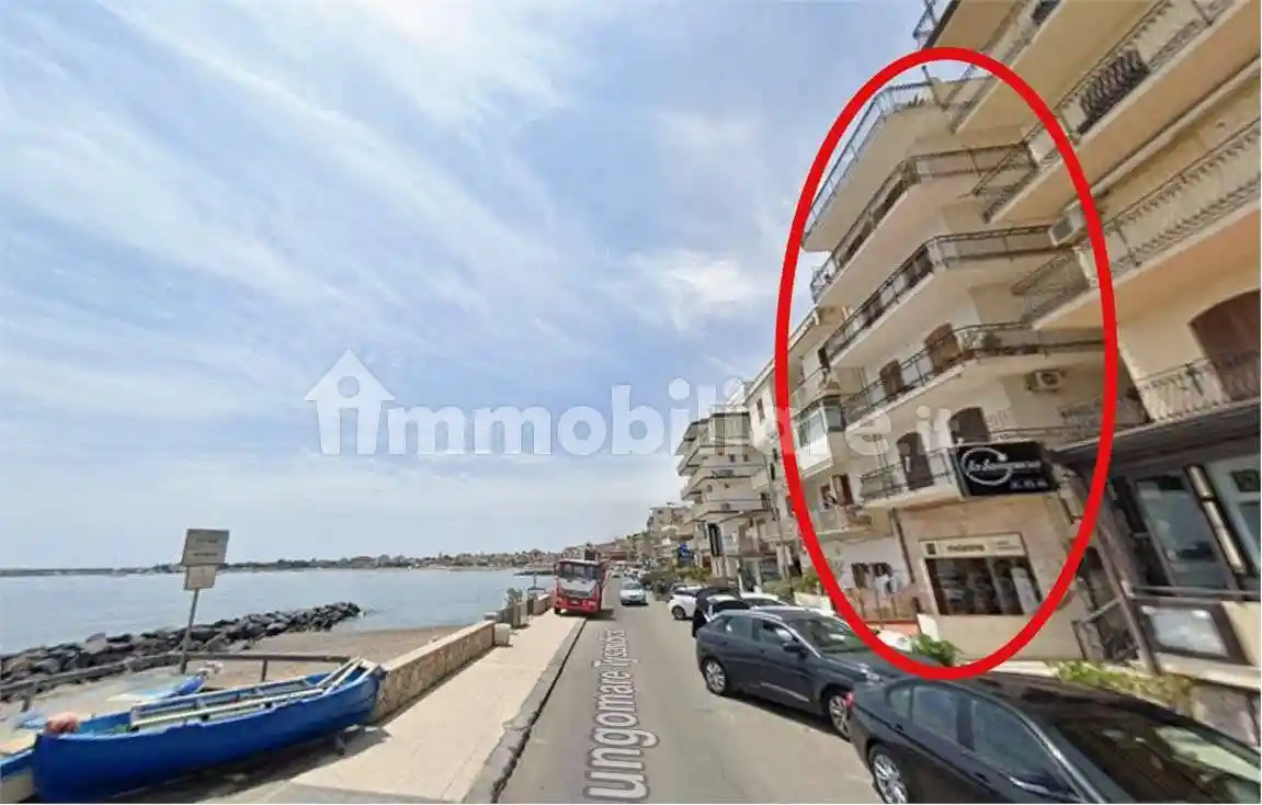 Appartamento in vendita a Giardini-Naxos