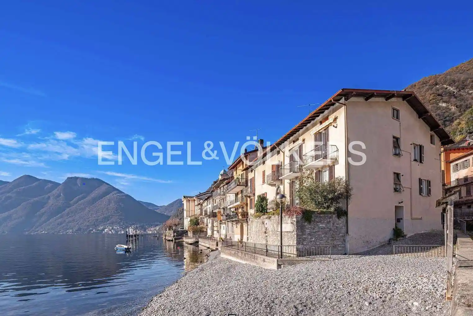 Casa indipendente in vendita a Colonno