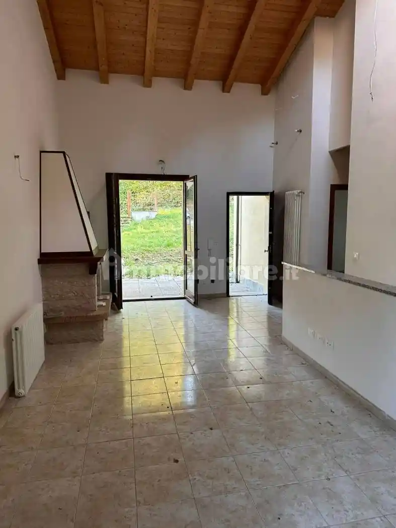 Villetta a schiera in vendita a Monghidoro