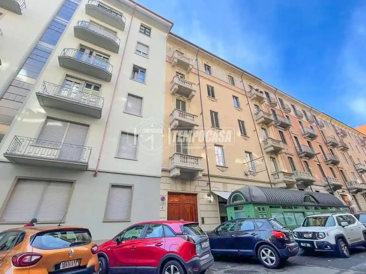 Appartamento in vendita a Torino