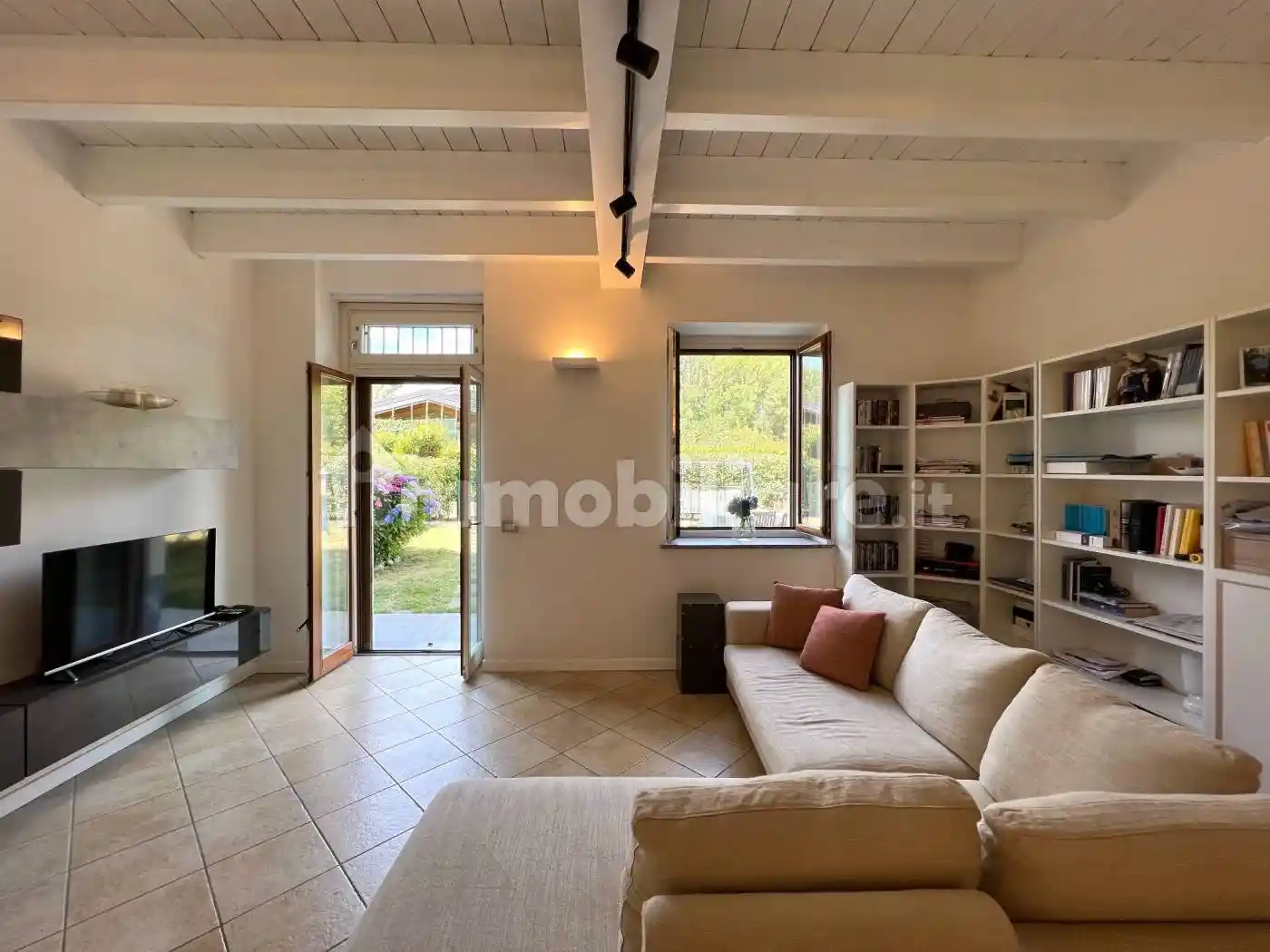 Appartamento in vendita a Villa d'Adda