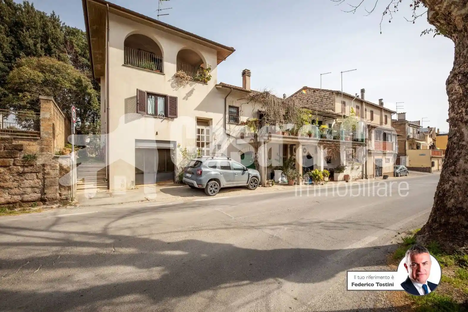 Palazzo - Edificio in vendita a Fabrica di Roma