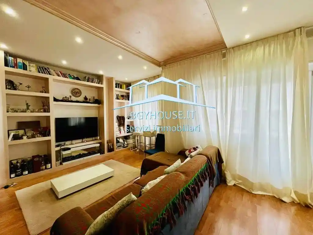 Appartamento in vendita a Bergamo