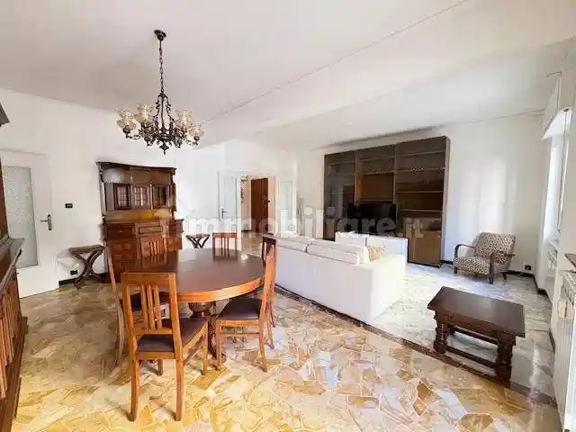 Appartamento in affitto a Genova