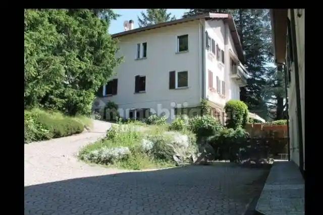 Appartamento in vendita a Brunate