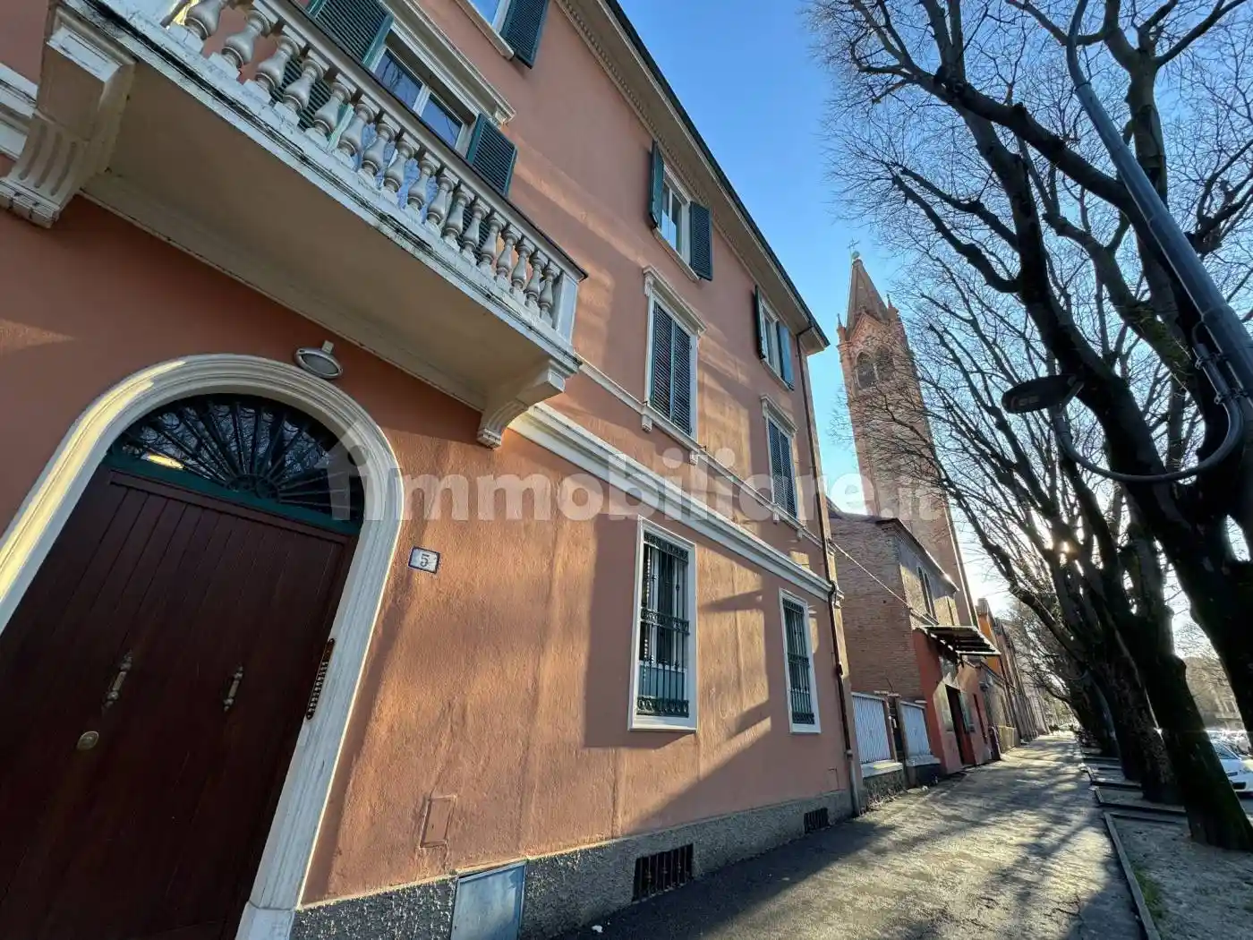 Appartamento in vendita a Bologna