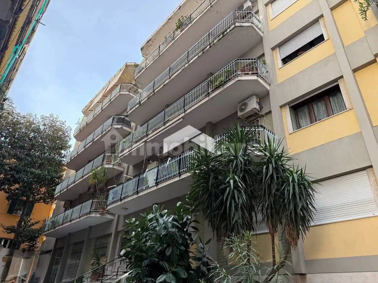 Appartamento in vendita a Napoli