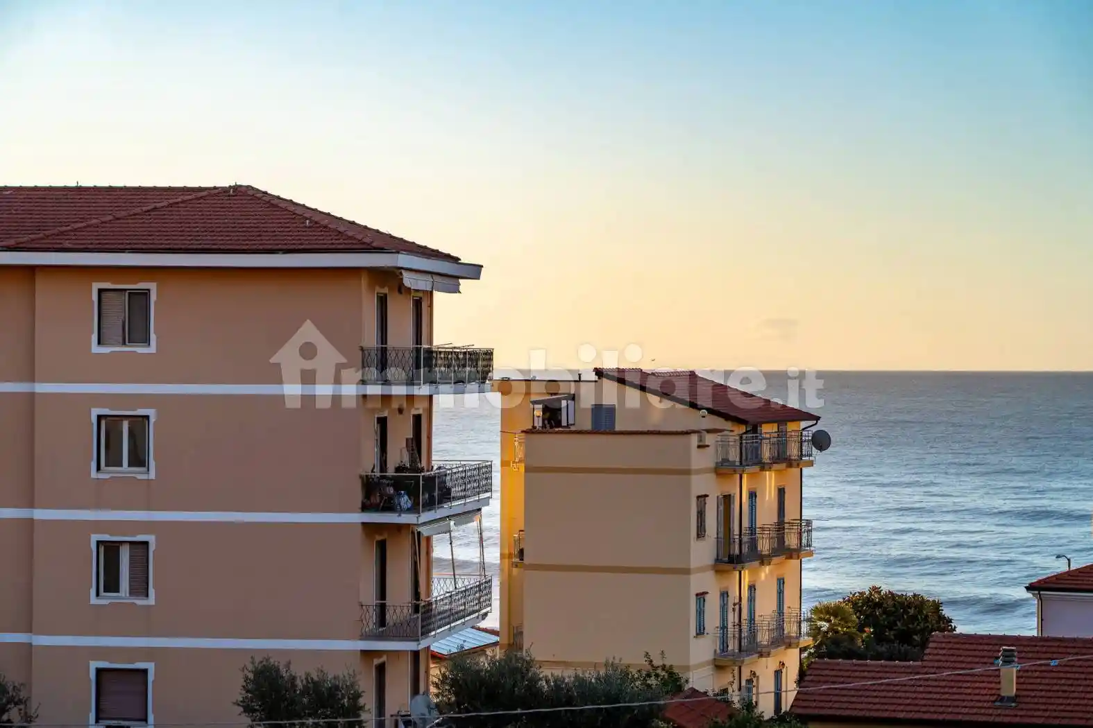 Appartamento in vendita a Riva Ligure