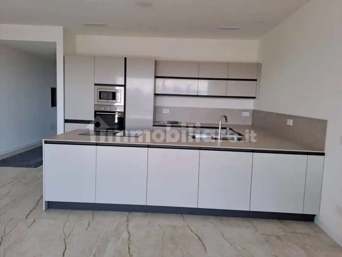 Appartamento in affitto a Buguggiate