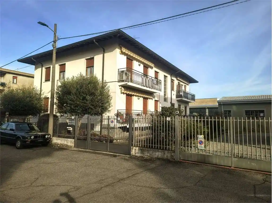 Appartamento in vendita a Meda