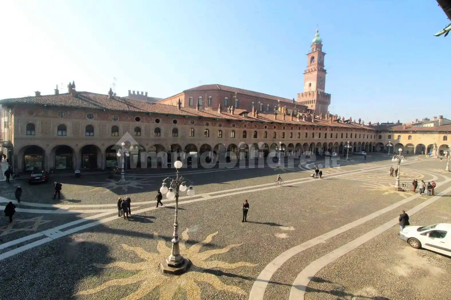 Palazzo - Edificio in vendita a Vigevano