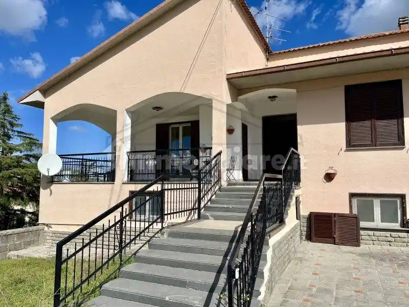 Villetta a schiera in vendita a Montefiascone