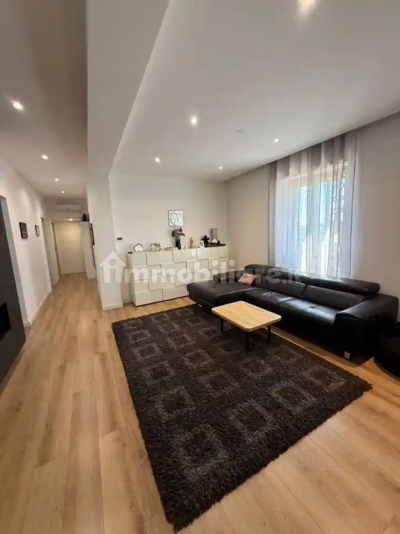 Appartamento in vendita a Pomezia