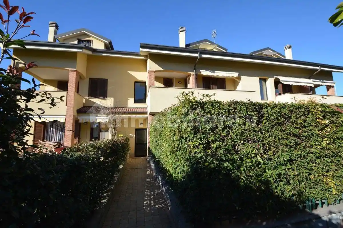 Appartamento in vendita a Cavenago di Brianza