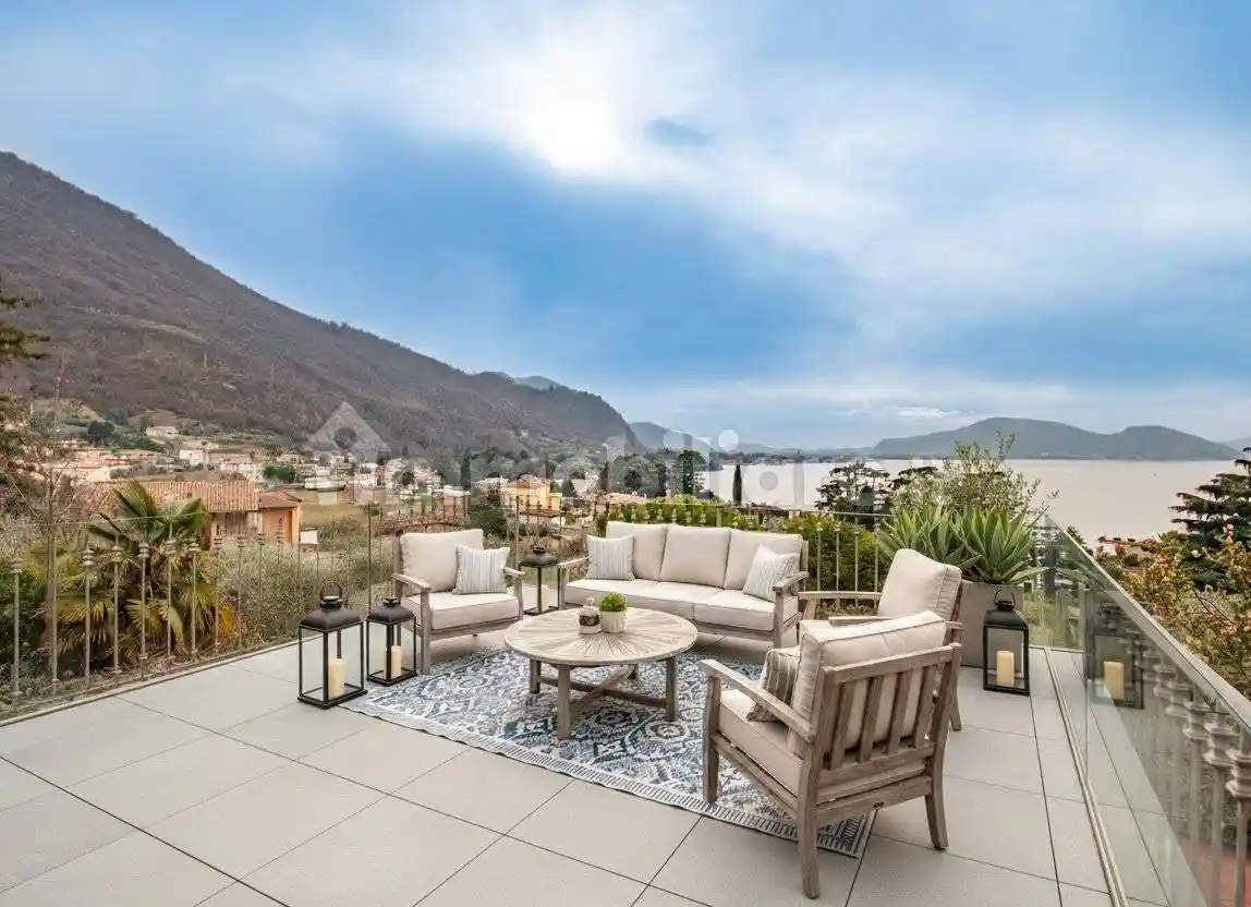 Villa in vendita a Iseo